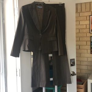 Antonio Melani Pant Suit
